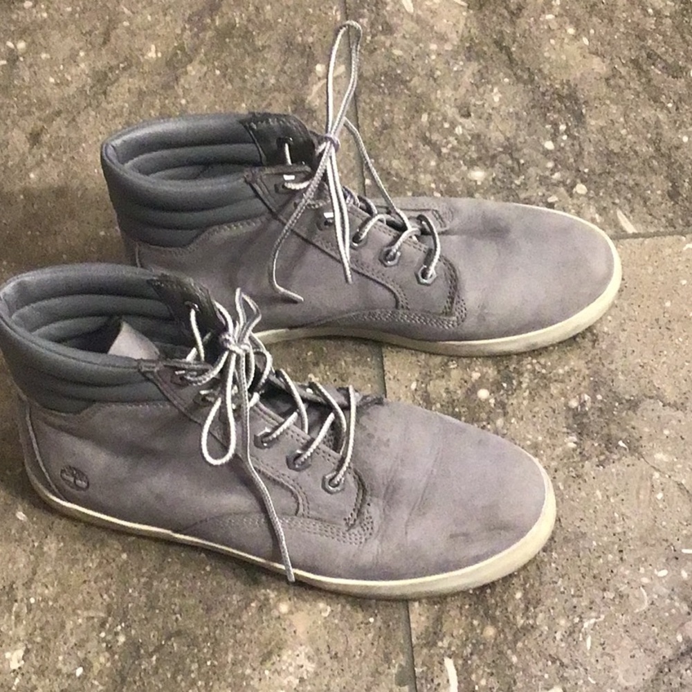 Gray leather Timberland boots, 9/40